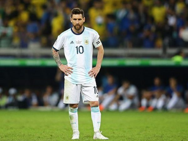 Messi khẳng định sẽ không giã từ ĐTQG sau thất bại ở Copa America