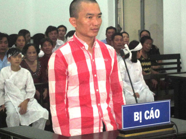 Chủ thầu mất mạng vì 'ôm vợ' thợ xây