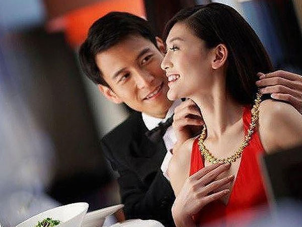 Gặt quả đắng sau một đêm 'cháy' hết mình cùng…tình cũ