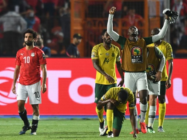 Vòng 1/8 CAN 2019: Salah cùng Ai Cập thua sốc, Cameroon thành cựu vương