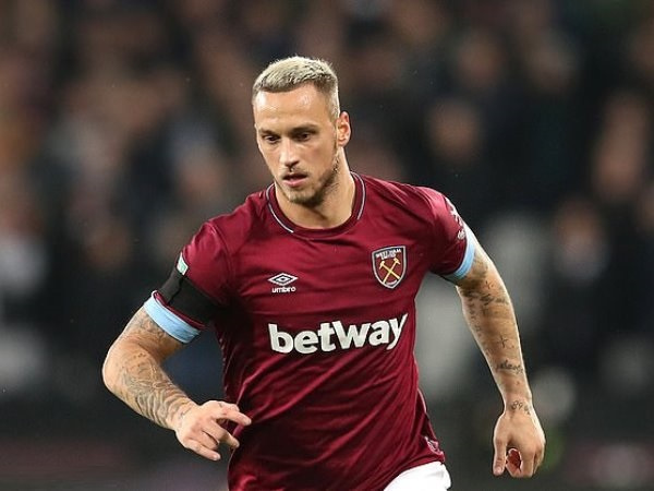 Đạt thỏa thuận cá nhân, sao West Ham chuẩn bị ra mắt đội bóng Trung Quốc