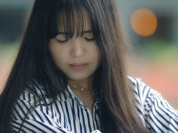 Chắn chắn chẳng ai muốn bố mẹ ra đường mà bị hỏi: 'Con gái chị có vấn đề gì không mà không ai chịu lấy?'