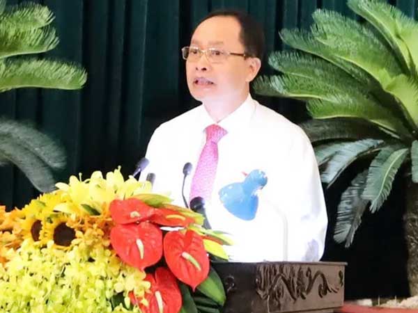 Bí thư Thanh Hóa Trịnh Văn Chiến dừng chất vấn, yêu cầu kiểm điểm vì giám đốc sở 'lạc đề'