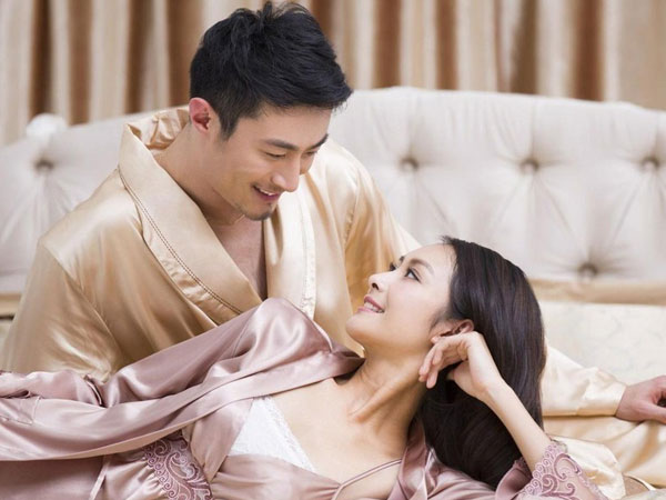Đêm tân hôn, vợ trẻ mắt chữ A, miệng chữ O khi nghe anh chồng bác sĩ nói về chuyện ấy