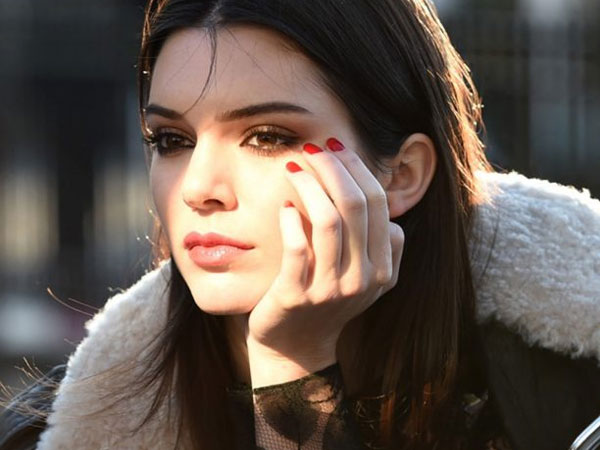 Kendall Jenner: Kẻ lạc loài nhà Kardashian đến mẫu 9x đắt giá nhất thế giới, cháu trai của Tổng thống Mỹ cũng phải mê