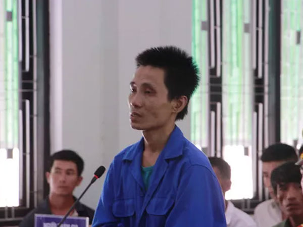 Kẻ đâm gục bé gái 10 tuổi để cướp lĩnh án chung thân
