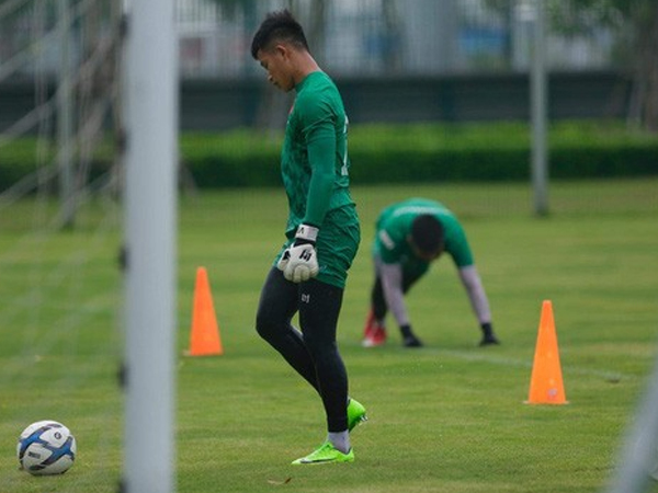 Thủ môn U22 thiếu chỗ đứng ở V-League