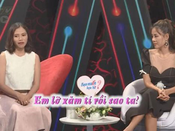 'Bạn muốn hẹn hò': Cô gái văn phòng khiến chàng quân nhân toát mồ hôi vì có hình xăm và chỉ biết nấu mì tôm