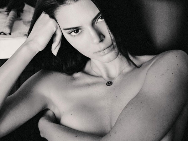Ảnh nude toàn tập nhận 2,9 triệu like sau 2 tiếng của nàng mẫu 9x Kendall Jenner: Đẹp ná thở, body 0% mỡ thừa