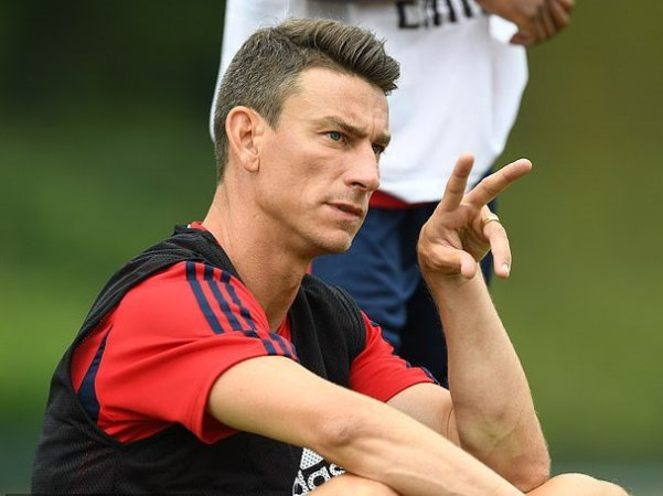 Koscielny đạt thỏa thuận gia nhập Rennes