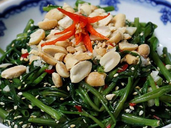 Bỏ ngay 3 thói quen sai lầm này khi ăn rau muống nếu không muốn rước họa vào thân, hại sức khỏe