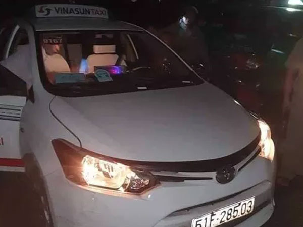 Bắt khẩn cấp 2 kẻ cắt cổ tài xế taxi Vinasun ở Long An sau 20 giờ lẩn trốn