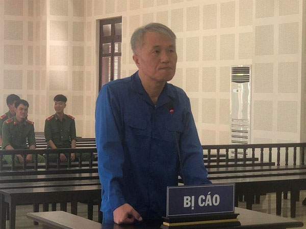 Thua bạc, người đàn ông Hàn Quốc cướp taxi lấy tiền về nước