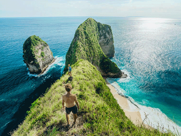 Du khách Việt bị sóng cuốn tử nạn trên bãi biển nổi tiếng của Bali