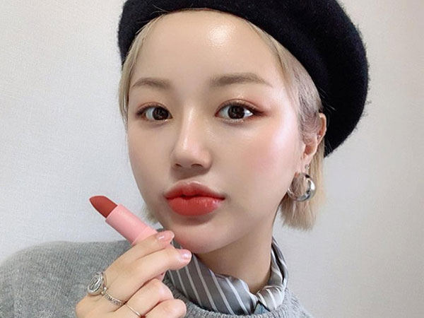 5 cây son dưới 300k hot nhất lúc này: bên cạnh 3 cái tên quen thuộc là 2 "hot girl" Hàn Quốc tân binh chỉ nhìn là yêu