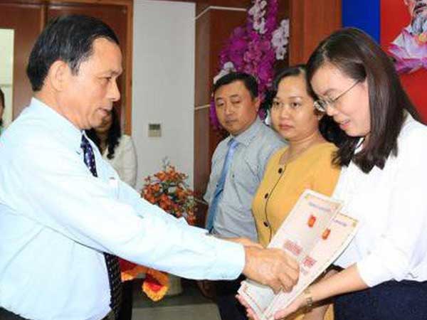 Con gái được bổ nhiệm làm lãnh đạo, nguyên Chủ tịch tỉnh An Giang: 'Từ trước, không có chuyện tôi ưu ái cho con'