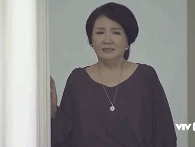 Đang rơm rớm nước mắt xem mẹ chồng chạy theo Thư (Về Nhà Đi Con) thì... quảng cáo