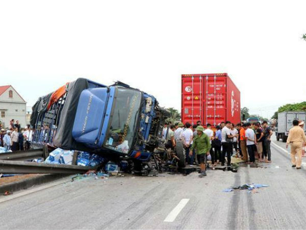 'Giật mình' với số liệu người chết trên Quốc lộ 5