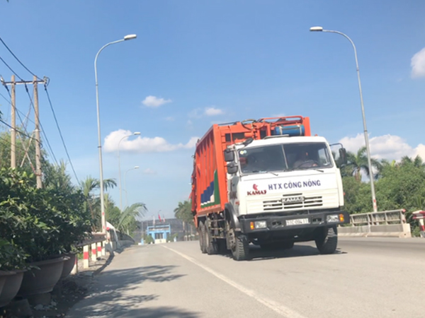 Người dân khốn khổ bởi mùi hôi thối, ruồi nhặng nhiều năm sống cạnh bãi rác Đa Phước