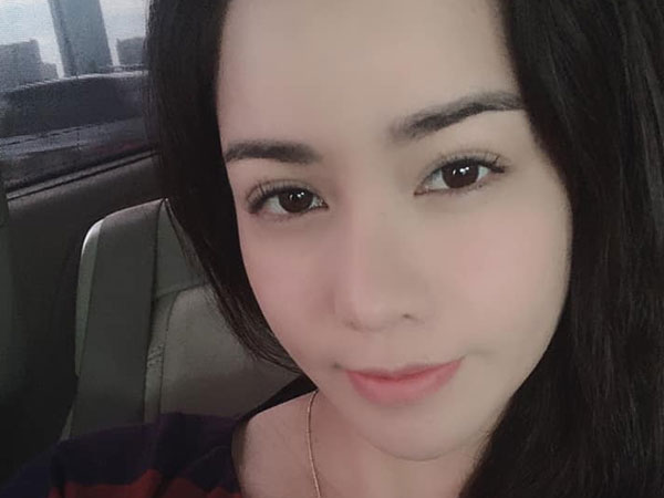 Vừa sum vầy hạnh phúc bên con trai, Nhật Kim Anh đã bức xức ám chỉ một người giả tạo, dối trá, lừa lọc
