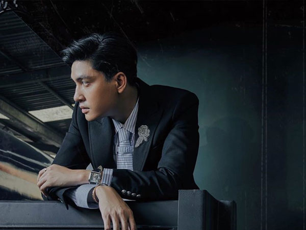 Quang Đại khẩu chiến với anti-fan trên Instagram: Bị doạ kiện, chú Đại 'thần đồng' thách thức đối thủ vì mình... học Luật ra mà!