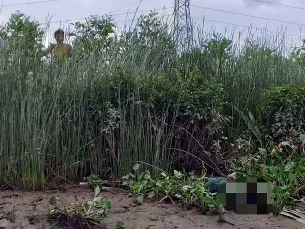 Bàng hoàng phát hiện thi thể bé trai nằm ở bờ sông