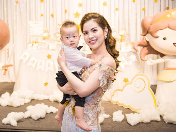 Việt Anh rao bán căn hộ để chuyển vào Nam sinh sống, vợ cũ Hương Trần xót xa tiết lộ con trai phải làm quen môi trường mới