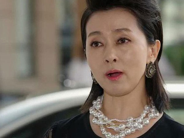 Mẹ chồng đùng đùng đòi đi bước nữa dù đã ngoài 60, nàng dâu khuyên can lại nhận về câu trả lời lạnh lùng