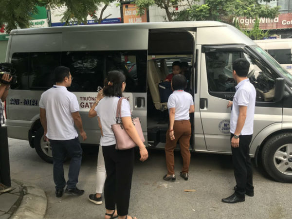 Lái xe ô tô đưa đón bé trai trường Gateway bị bỏ quên trên xe liệu sẽ phải chịu trách nhiệm gì?