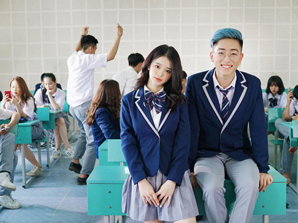 Không ngờ 'cruch' của Link Ka trong MV đang #1 trending YouTube lại 'hot' thế này: 350k người theo dõi trên Facebook, gần 500k người subscribe trên YouTuber