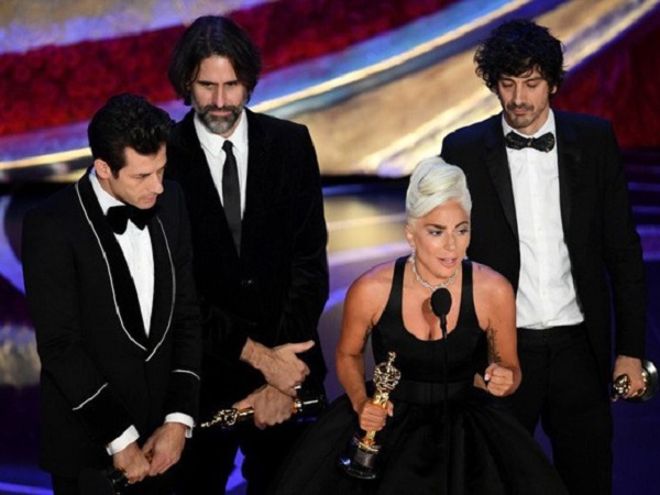 Lady Gaga bị đâm đơn kiện vì đạo nhạc, dân mạng phản ứng: 'Chắc lấy cảm hứng từ vụ Katy Perry'