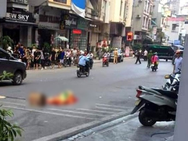 Tự sát trong phòng nghỉ bất thành, nam thanh niên nhảy lầu tử vong