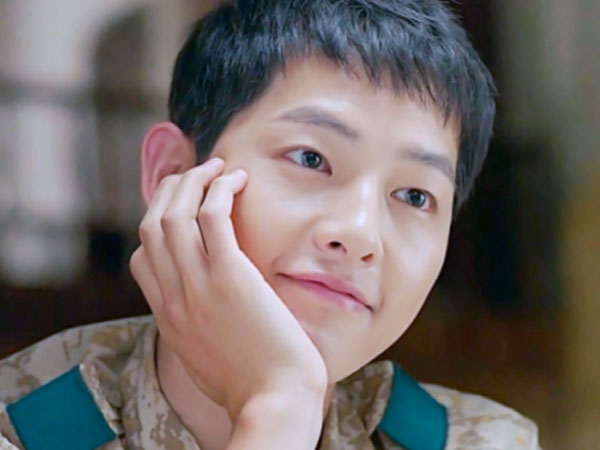 Báo Trung đưa tin Song Joong Ki nửa đêm chia sẻ ảnh thân mật với một cô gái trẻ, công khai có tình mới hậu ly hôn?
