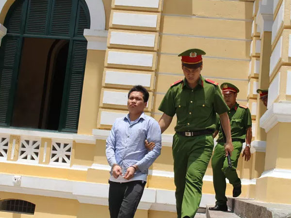 Án mạng đau lòng từ việc 2 người đàn bà không thích nhau