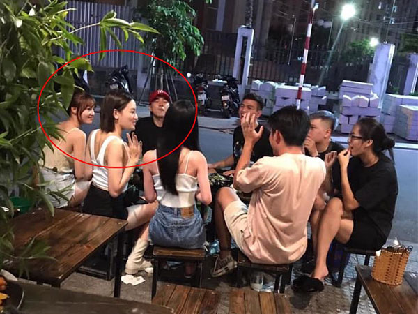 Ninh Dương Lan Ngọc và Chi Dân tiếp tục bị bắt gặp đi cùng nhau nhưng địa điểm hẹn hò lại là nơi không ai ngờ tới