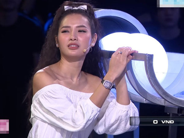 Đen đủi tới tận cùng, Phương Trinh Jolie gần khóc, chấn động tâm lí vì mất trắng 675 triệu
