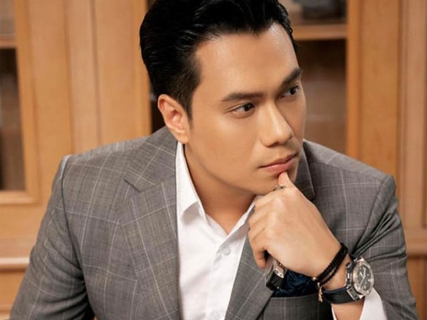 Bị một nhãn hàng lợi dụng tên tuổi để quảng cáo thuốc chữa bệnh yếu sinh lý, Việt Anh bức xúc đăng đàn trên trang cá nhân