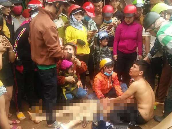 Hàng trăm người vây xe CSGT vì cho rằng truy đuổi gây tai nạn