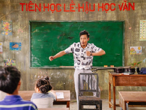 'Anh thầy ngôi sao': Hài nhưng không nhảm