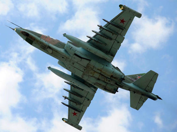 Máy bay ném bom Su-25 Nga rơi, hai phi công mất tích