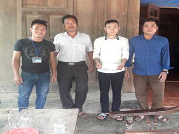 Nam sinh lớp 12 dũng cảm cứu sống 2 người dân giữa dòng lũ dữ