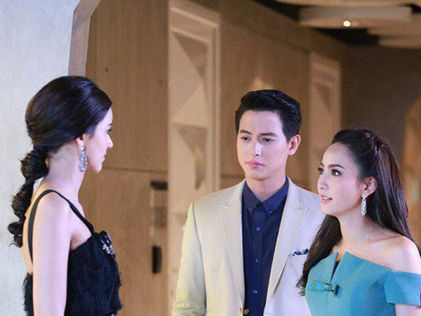'Tiểu tam' gửi ảnh khoe ngủ với chồng sắp cưới, cô dâu phản đòn khiến cả hai ê mặt