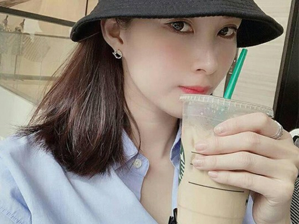 Tự nhận yêu thích việc sống xanh, kêu gọi hạn chế dùng đồ nhựa để bảo vệ môi trường nhưng Hoa hậu Đặng Thu Thảo lại bị soi dùng cốc nhựa trong bức ảnh mới nhất