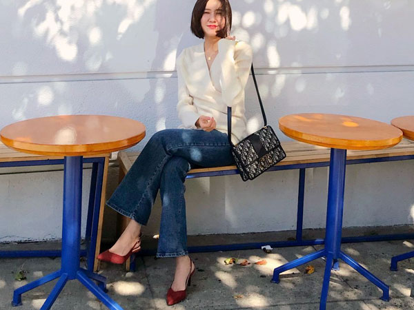 Tủ đồ của nàng công sở mà thiếu đi mẫu giày này thì đã bớt vài phần thú vị, mix đồ cũng khó sang chảnh