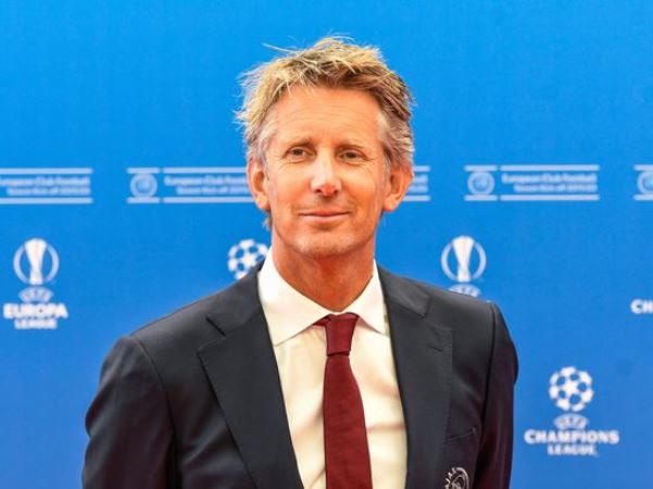 Thủ thành Van der Sar được tín nhiệm làm sếp tại MU