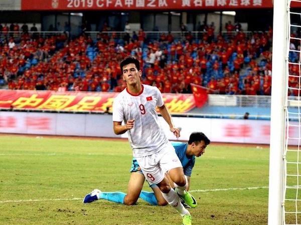 CĐV châu Á: 'Chỉ vài năm nữa, Việt Nam sẽ được dự World Cup'