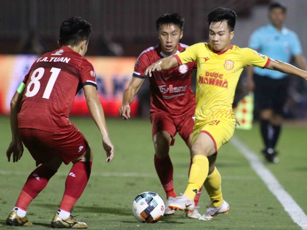 Cầm chân Nam Định, TP.HCM níu kéo hy vọng vô địch V.League 2019