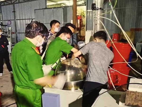 Ông trùm xưởng ma túy khủng ở Kon Tum là ai?