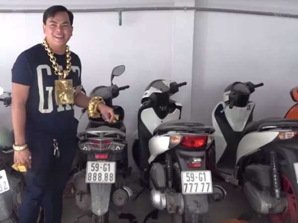 Lật tẩy sự giàu sang khó hiểu của Phúc XO