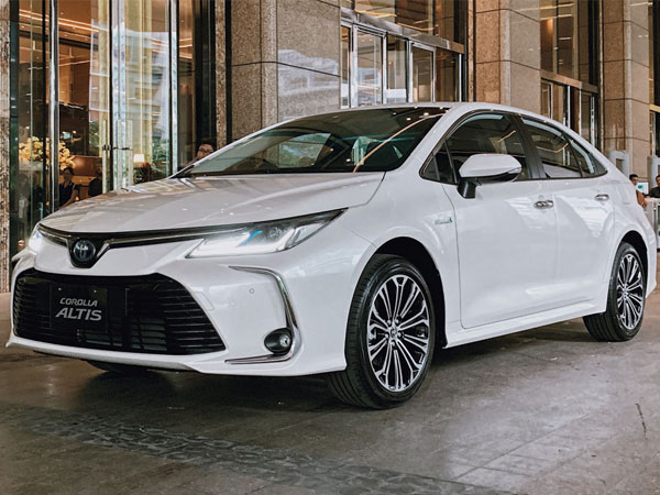 Toyota Altis, Mazda3 khép lại cuộc ‘thay máu’ sedan C tại Việt Nam năm 2019